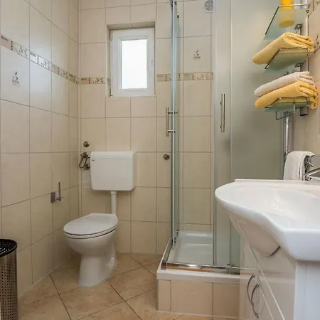 Appartement Sarlija *