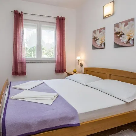 Sarlija Appartement Vir
