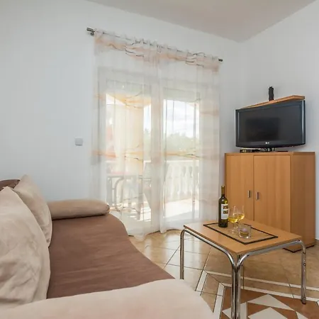 Appartement Sarlija *
