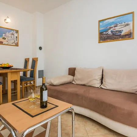 Appartement Sarlija *